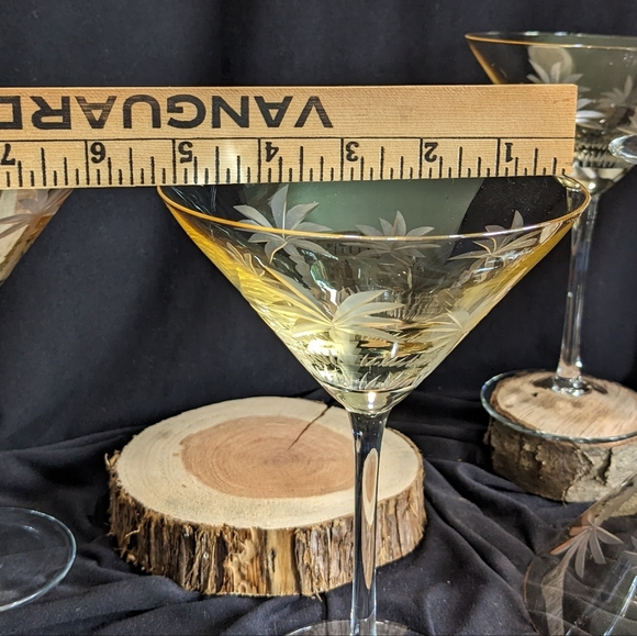 Set of 6 Etched Palm Tree Martini Glasses - Picture 12 of 14